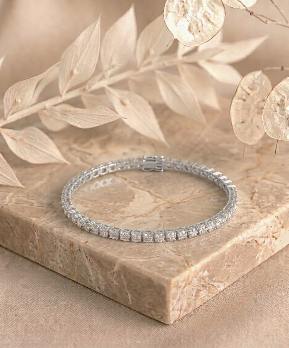 Round Shape White Gold Tennis Bracelet(0.05cts/ pcs)