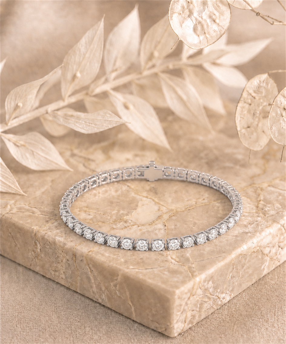 Round Shape White Gold Tennis Bracelet (0.1cts/ pcs)